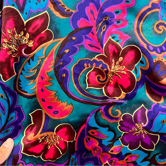 Victoria's Secret Gold Label Vintage Sleep Shirt Dark Floral Size Small - Picture 2 of 5